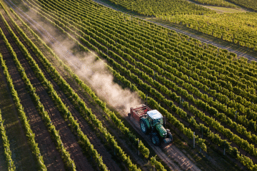 Veranderen slimme tractoren het leven in de wijngaard?