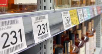 Prijsclausule kost drankgiganten miljoenen