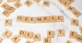 Ozempic en alcohol, kans of overschat effect?