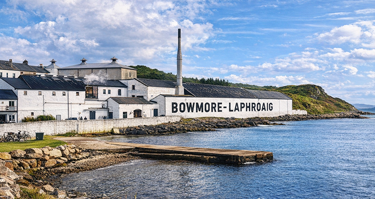 Krimpende vraag dwingt Suntory tot herstructurering op Islay